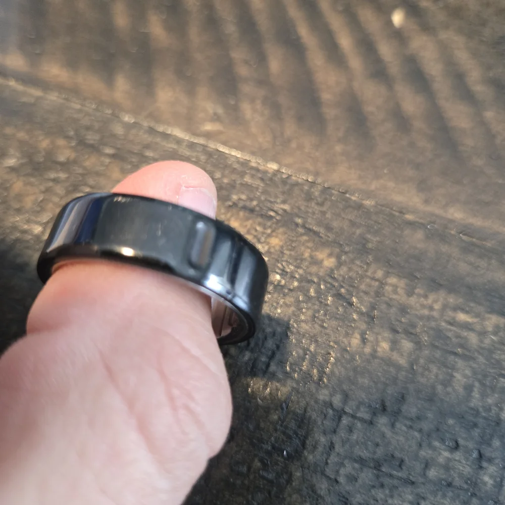 Oura Glossy Black Smart Ring